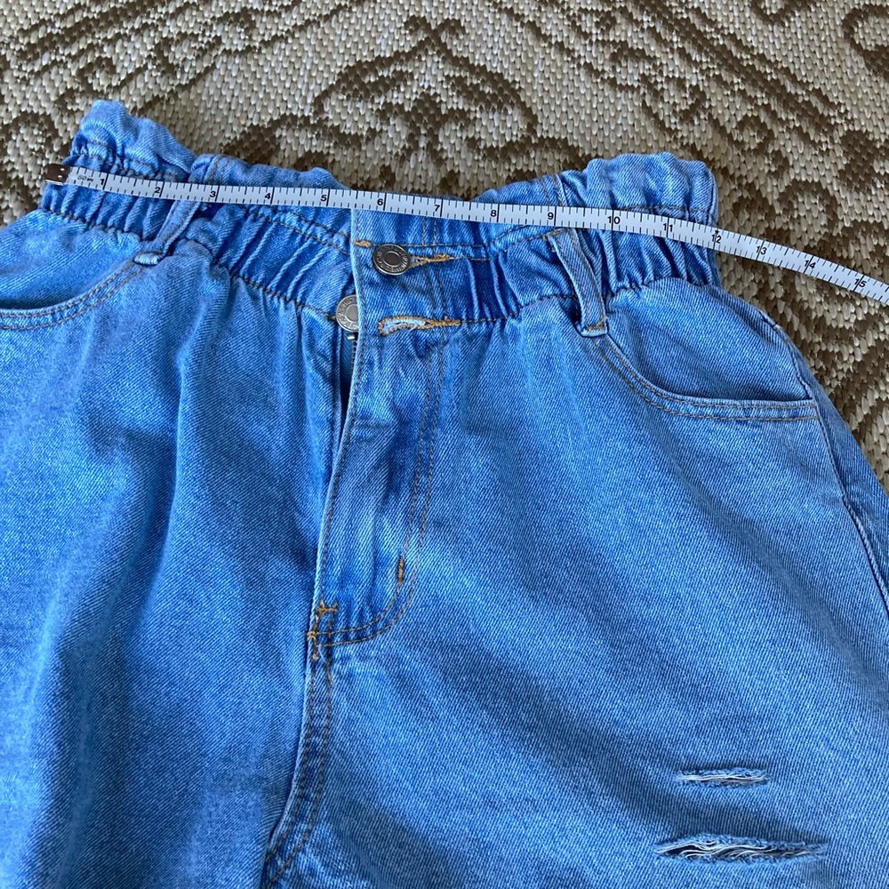 Aaron & Amber Light Denim Washed Distressed High Waist Shorts Size M - Picture 3 of 8